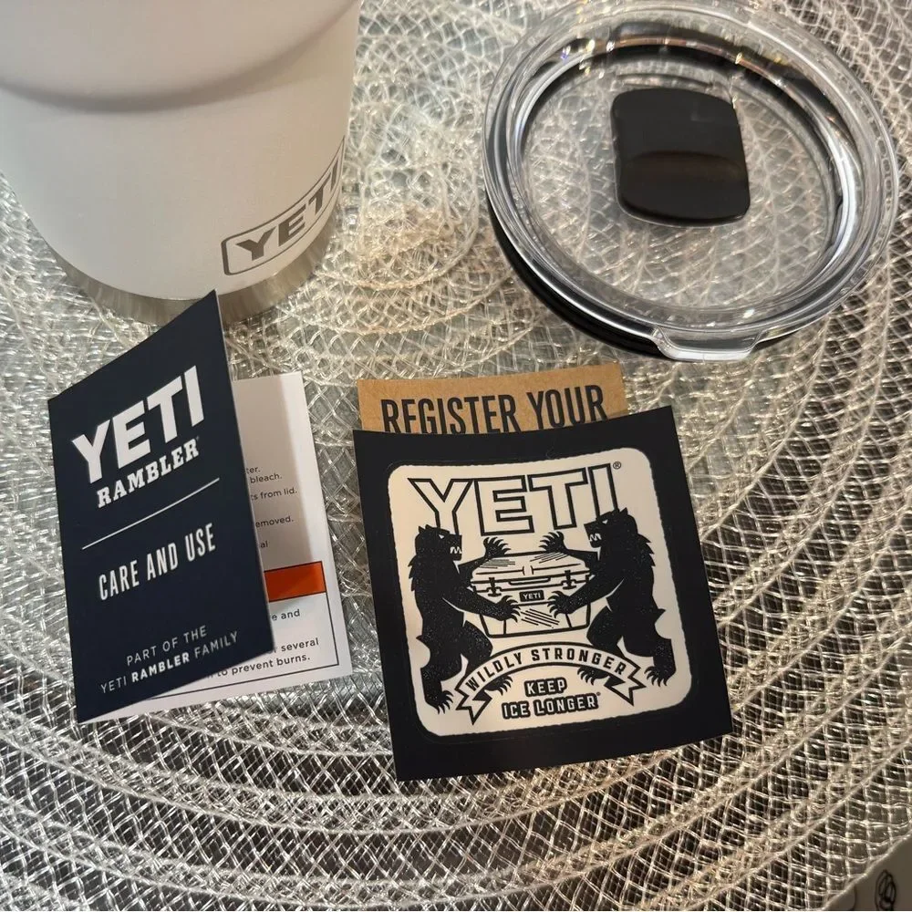 Yeti Rambler 30 oz Tumbler White NWT